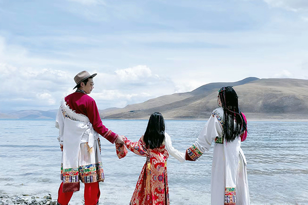 3个人去拉萨旅游多久适合