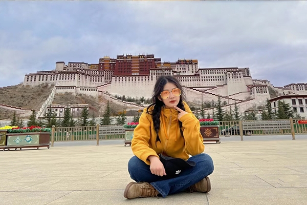 费用多少够两个人去西藏玩七天