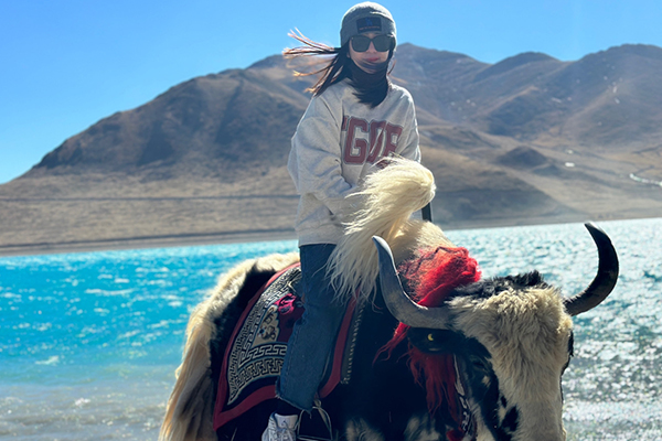 两个人西藏报团玩10天费用要多少